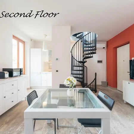 Heart Centre Milan Navigli 3 Levels Apartment Exterior photo